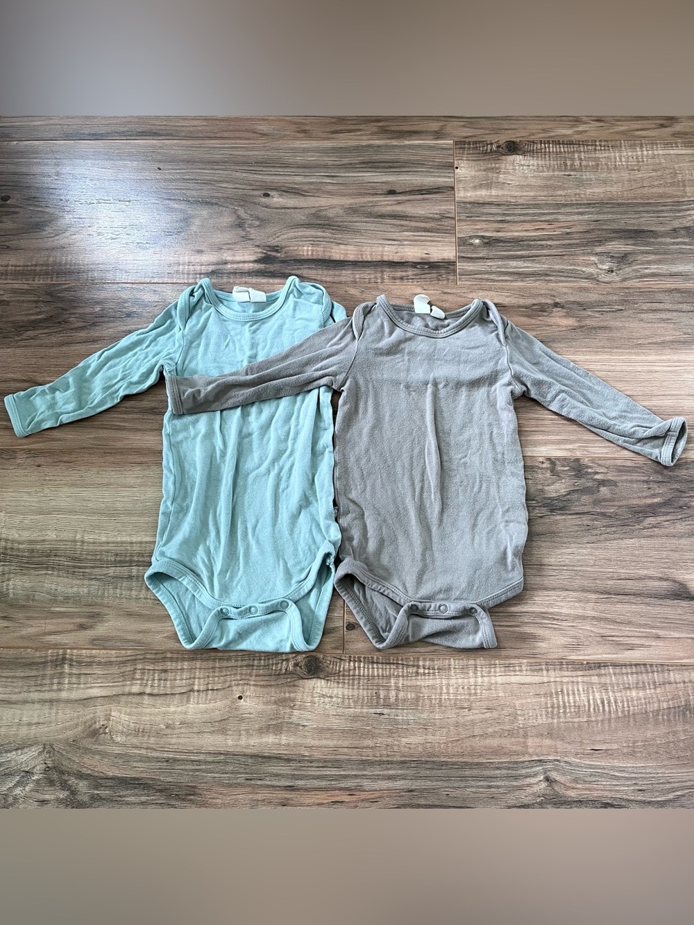 Kyte Baby bundle long sleeve bodysuits